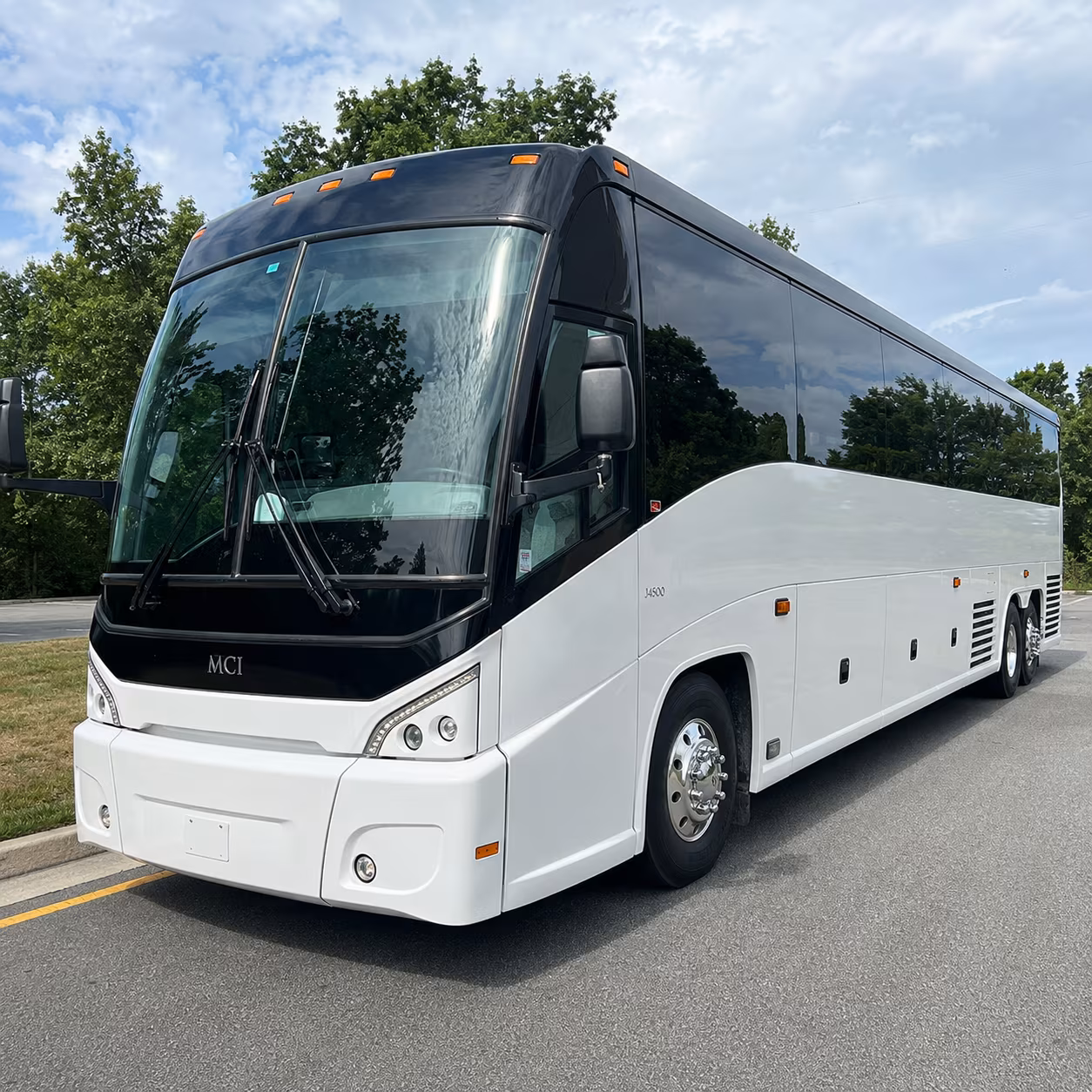 charter buses from charlotte douglas international airport to concord wedding venues