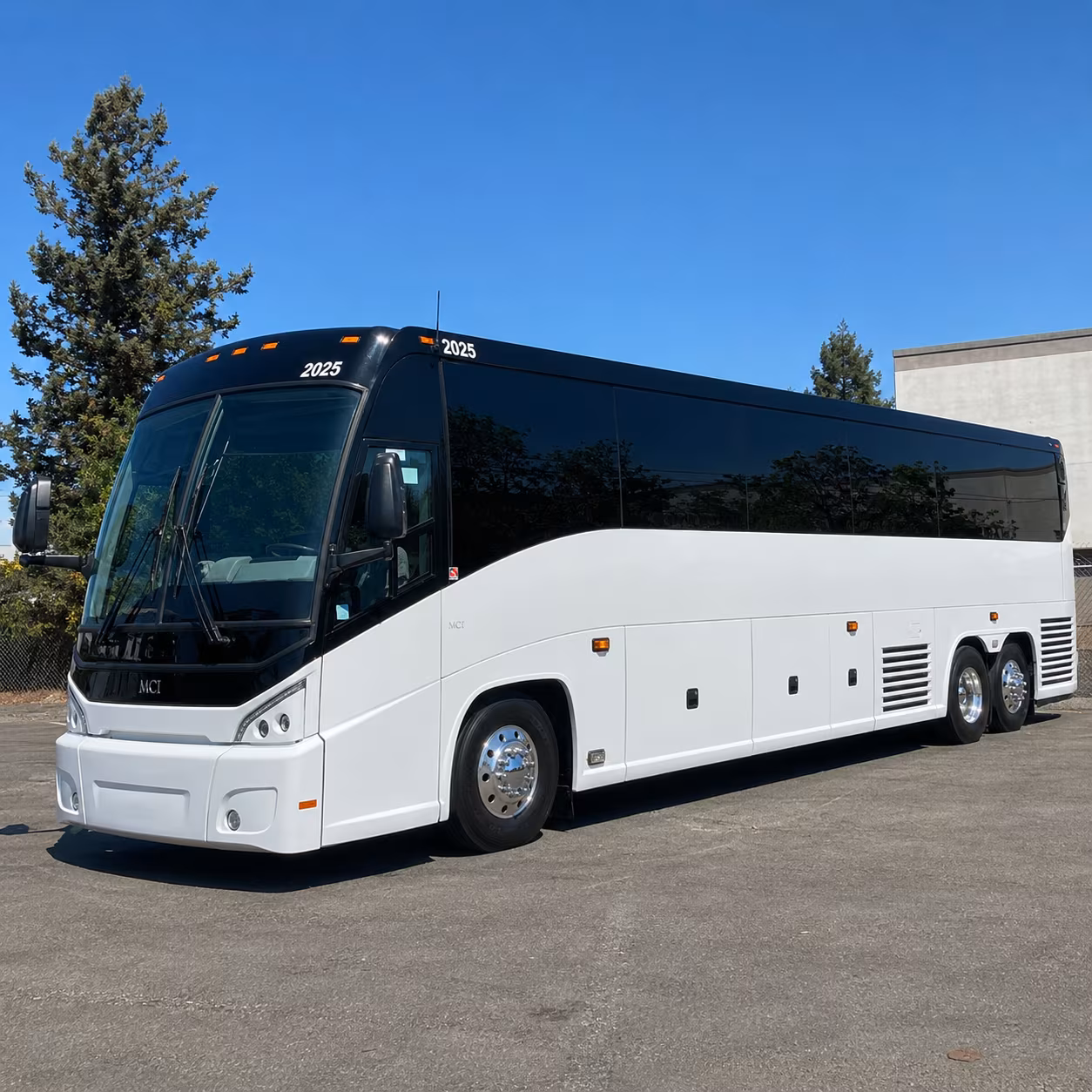 give your group a comfortable ride down to spectrum center in charlotte