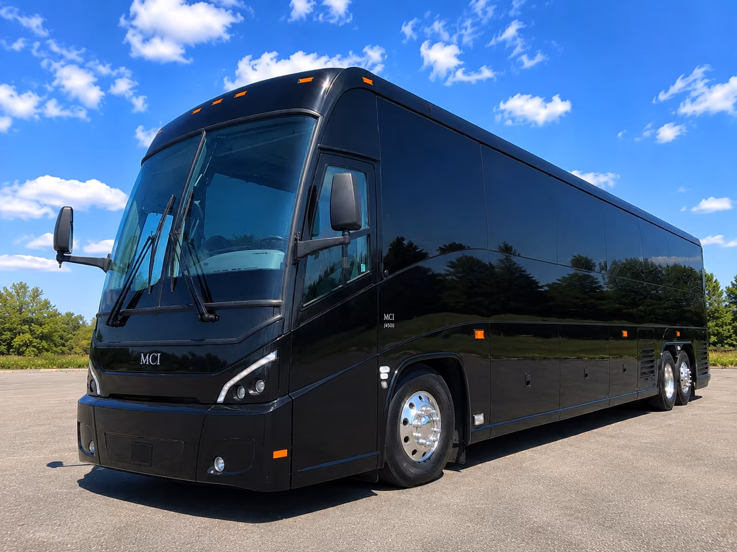 shuttle guests between concord hotels and your ceremony venue with ease